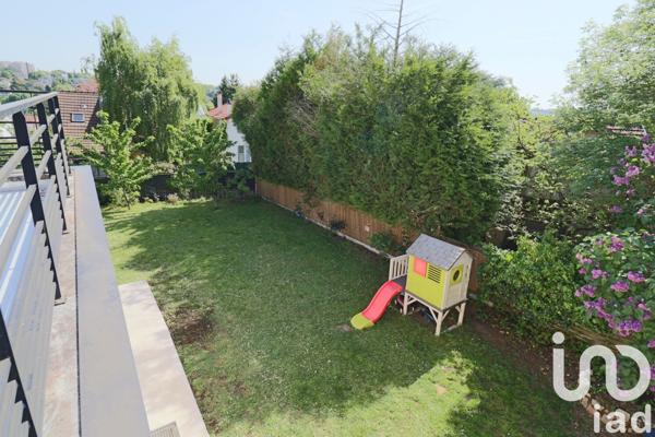 Maison à vendre 6 pièces 195 m² Saint-Germain-en-Laye