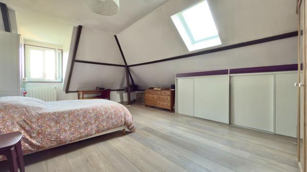 Appartement Corbeil Essonnes 4 pièce(s) 122 m2