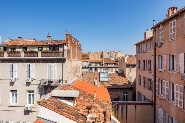 Préfecture 13006 Bel appartement au charme de l'ancien au grand calme
