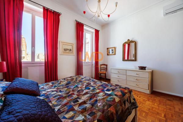 Préfecture 13006 Bel appartement au charme de l'ancien au grand calme