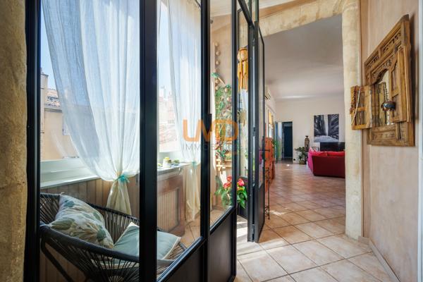 Préfecture 13006 Bel appartement au charme de l'ancien au grand calme
