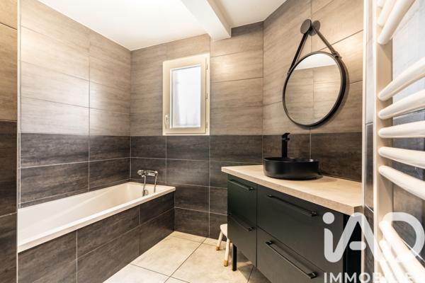 Maison à vendre 7 pièces 172 m² Andrézieux-Bouthéon