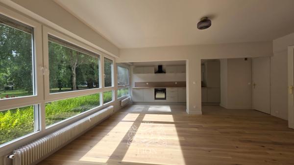 Sublime T4 avec vue sur parc des Charmettes et garage