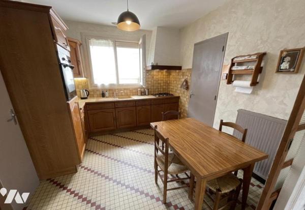 Pavillon sur sous-sol 3 chambres avec jardin