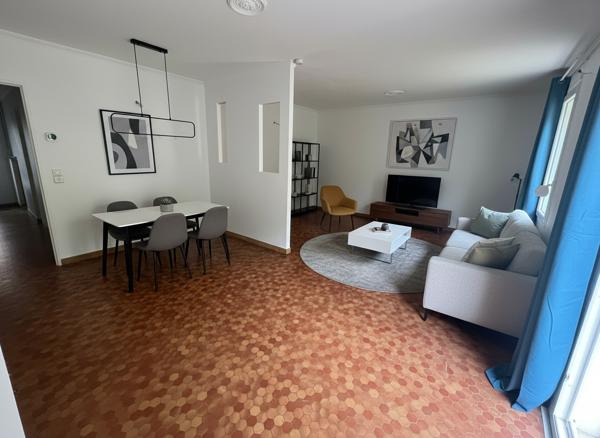 Appartement 5 pièces de 106 m² avec jardin sans vis à vis et garage !