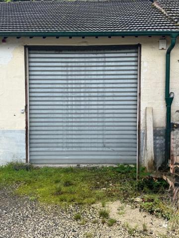 Voulangis (77580) À louer – Grand garage / espace de stockage 45 m²