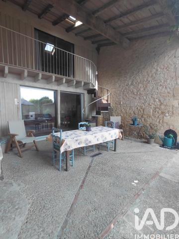Maison à vendre 10 pièces 280 m² Saint-Quentin-de-Baron