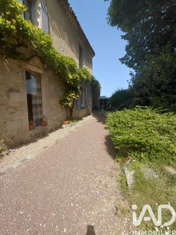 Maison à vendre 10 pièces 280 m² Saint-Quentin-de-Baron