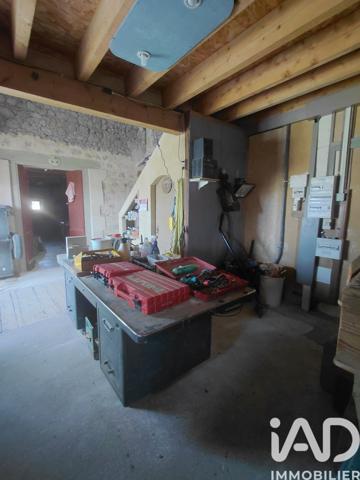 Maison à vendre 10 pièces 280 m² Saint-Quentin-de-Baron