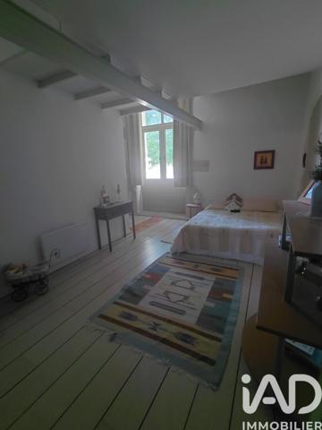 Maison à vendre 10 pièces 280 m² Saint-Quentin-de-Baron