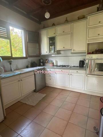 Maison à vendre 6 pièces de 250 m²