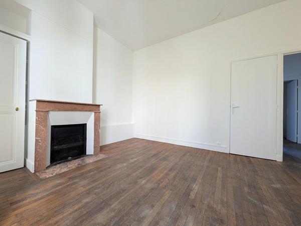 Charmant appartement 2 pièces à vendre à Tours