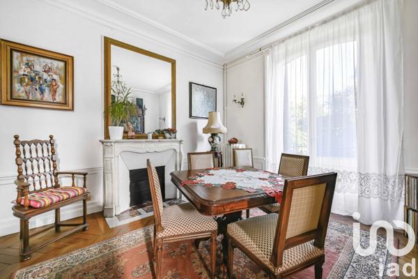 Maison 6 pièces de 164 m² à Bois-Colombes (92270)
