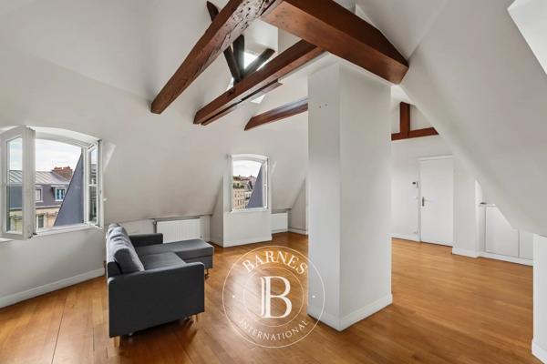 Paris 7ème, Appartement 2 Chambres -  80 m² à vendre