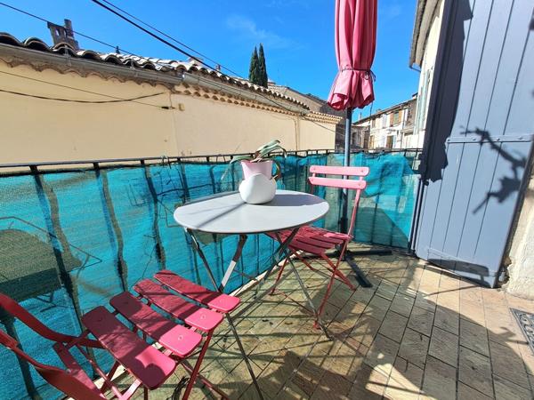 Maison de Village 3/4 chambres, cave et terrasse