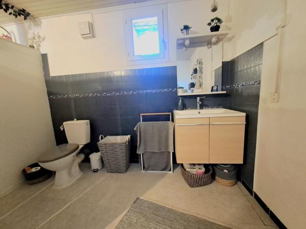 Maison de Village 3/4 chambres, cave et terrasse