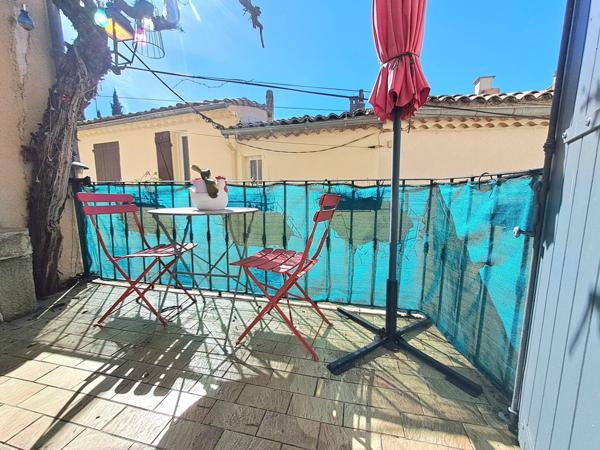 Maison de Village 3/4 chambres, cave et terrasse