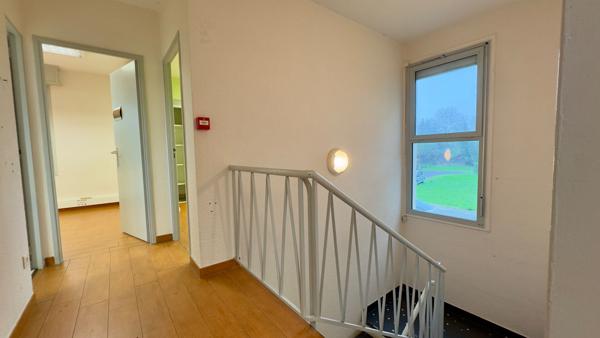Grande maison à personnaliser, état impeccable, idéale projet familial ou locatif