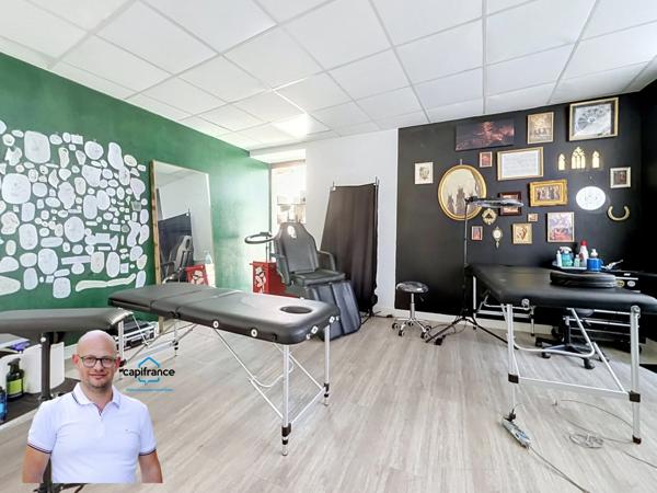 Immeuble de rapport en hyper-centre d'Aoste (38490) – Local commercial loué + T3 libre + Combles aménageables