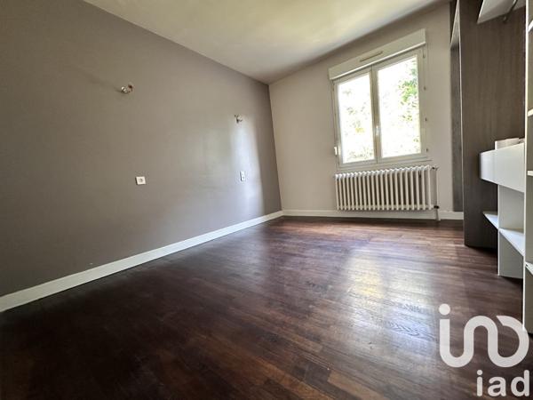 Maison traditionnelle 6 pièces de 140 m² à Pont-Sainte-Marie (10150)