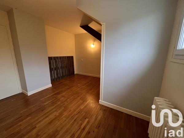 Maison traditionnelle 6 pièces de 140 m² à Pont-Sainte-Marie (10150)