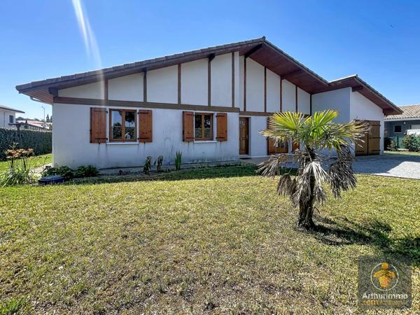 Vente                                                      Maison
                        
                     4 pièces                      110 m2                     à Mimizan