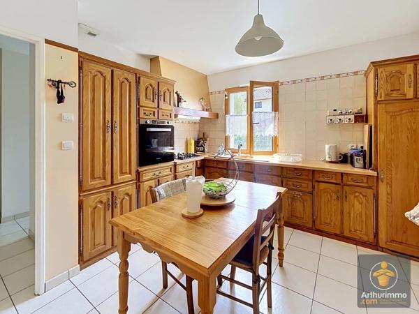 Vente                                                      Maison
                        
                     4 pièces                      110 m2                     à Mimizan