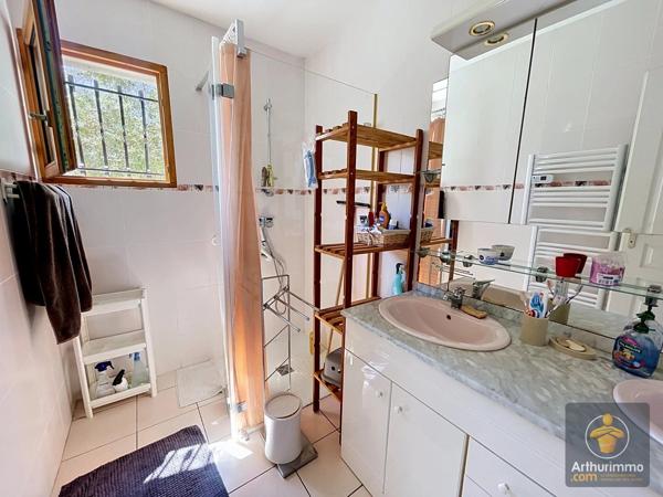 Vente                                                      Maison
                        
                     4 pièces                      110 m2                     à Mimizan