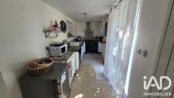 Maison à vendre 7 pièces 138 m² L'Isle-sur-la-Sorgue