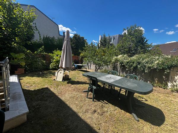 Maison Maisons Laffitte centre - 4 chambres 2 salle de douche sous sol total €935 000 ** - Référence 6853-cpy-cpy-cpy