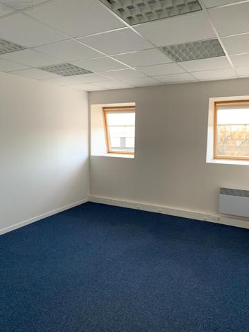 Bureaux à louer à Évreux dans l'Eure (27000), ref : MD - EVREUX