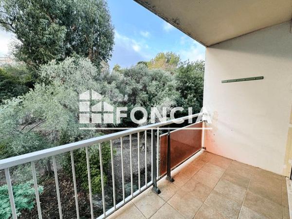 Location Studio 31.4 m² - 352 CHEMIN DE LA CALADE Toulon 83000