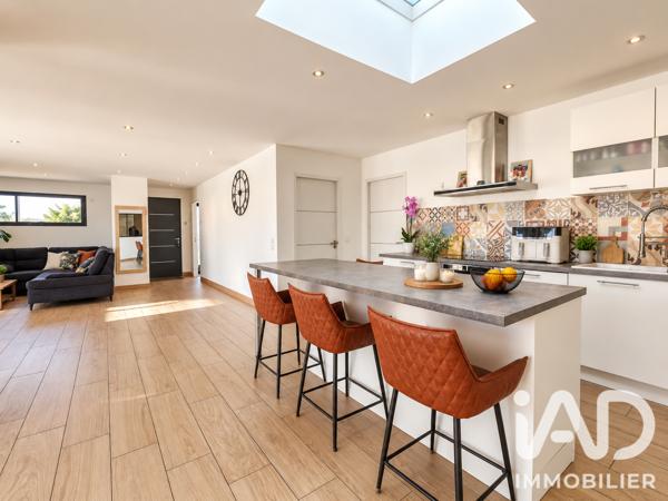 Maison à vendre 5 pièces 146 m² Trouillas