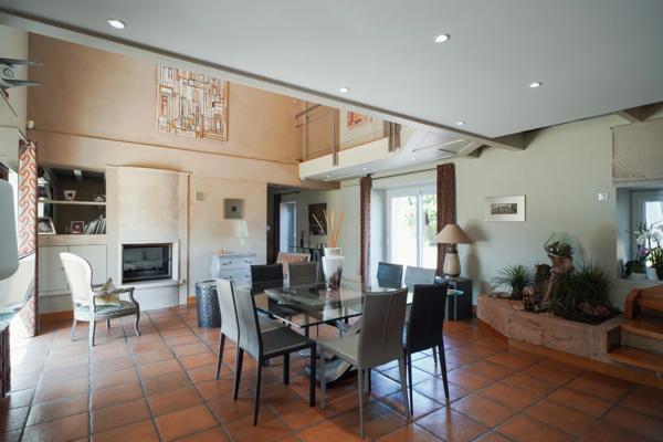 Maison à vendre 9 pièces proche de MACON (71)