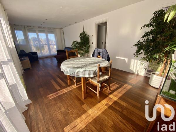 Appartement 3 pièces de 67 m² à Villiers-sur-Orge (91700)