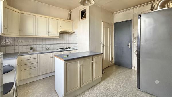 Appartement Le Kremlin Bicetre 2 pièce(s) 50 m2