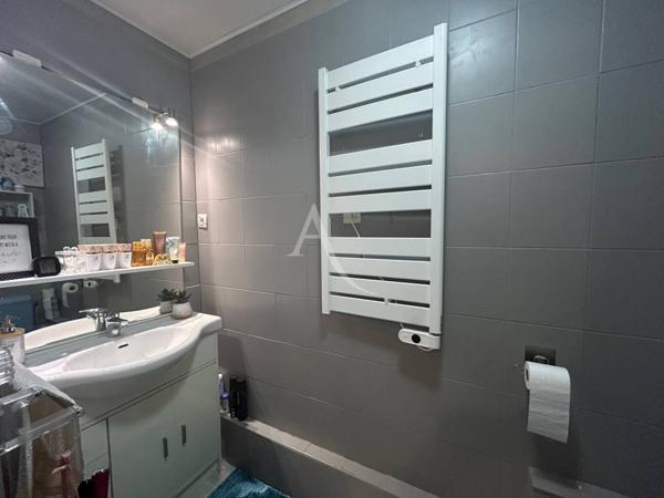 Appartement Pontault Combault 2 pièce(s) 32.1 m2
