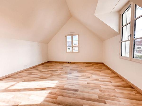 MAISON familiale BOUVARDIERE en impasse