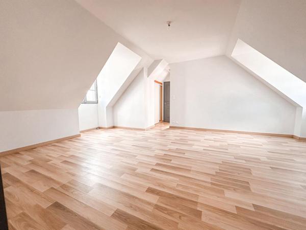 MAISON familiale BOUVARDIERE en impasse