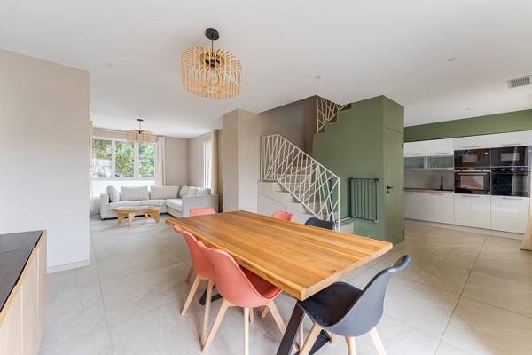 Villeurbanne (69100) Maison familiale Villeurbanne – 6 pièces 150 m²