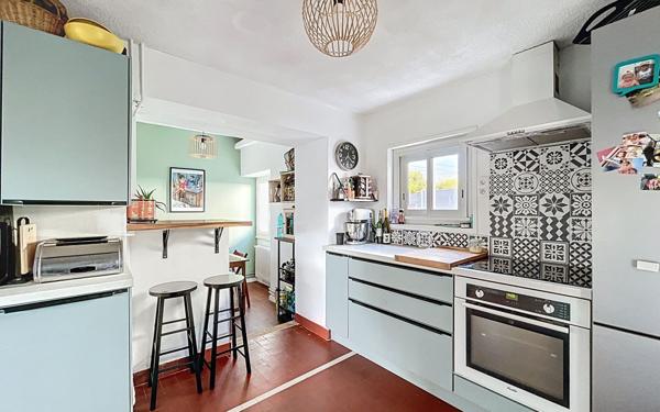 Maison à vendre    5 pièces • 92,91 m2 Anglet