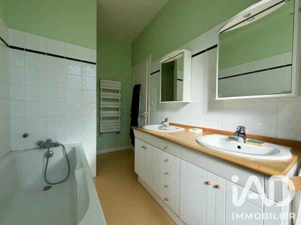 Maison à vendre 10 pièces 236 m² Saint-Brieuc