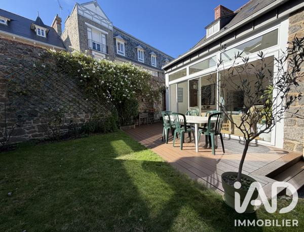 Maison à vendre 10 pièces 236 m² Saint-Brieuc