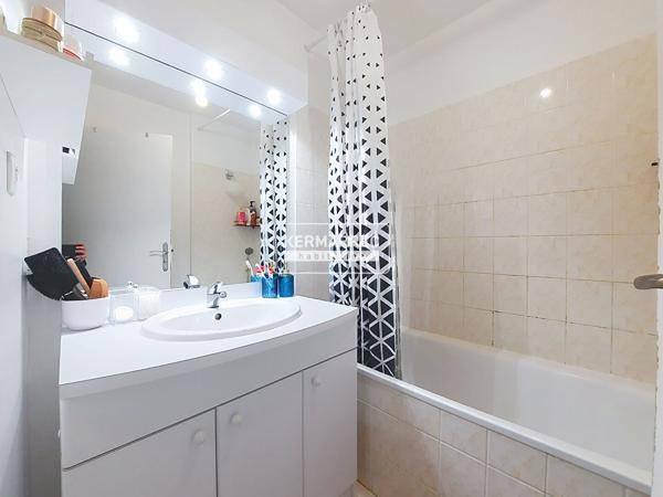 Appartement 2 pièces – 46 m² environ à Nantes (ref : 1584T)
