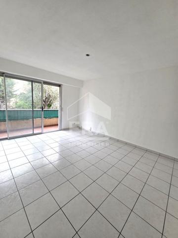 3 pièces au calme avec garage