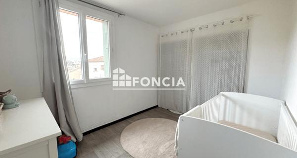À vendre Appartement 4 pièces 65.3 m² - Le Pontet 84130