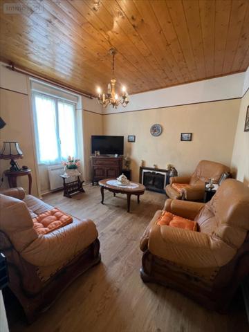 Maison à vendre à Pont-de-Buis-lès-Quimerch dans le Finistère (29590), ref : 29060-1072204