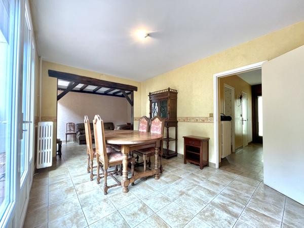 Maison familiale 3 chambres avec jardin et sous-sol complet à Hérouville-Saint-Clair