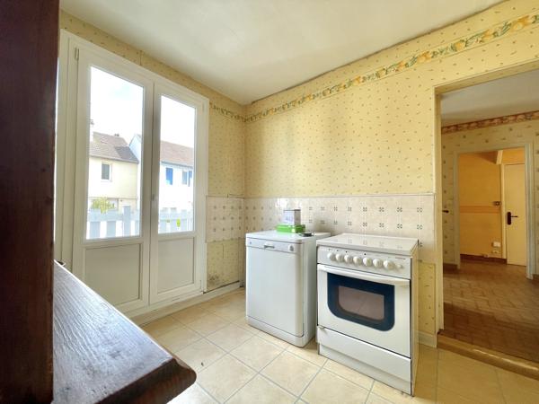 Maison familiale 3 chambres avec jardin et sous-sol complet à Hérouville-Saint-Clair