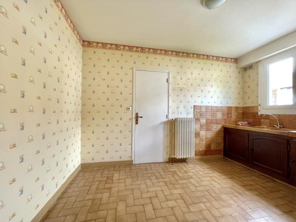 Maison familiale 3 chambres avec jardin et sous-sol complet à Hérouville-Saint-Clair